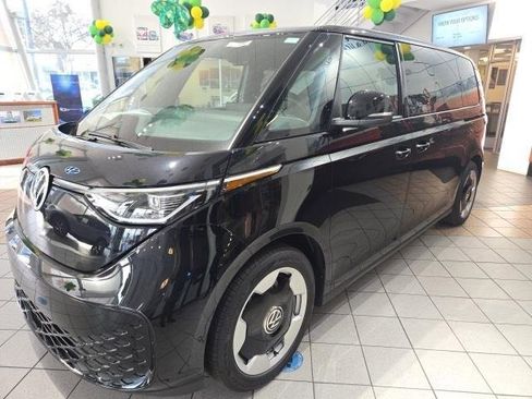 New 2025 Volkswagen ID. Buzz Pro S image 4