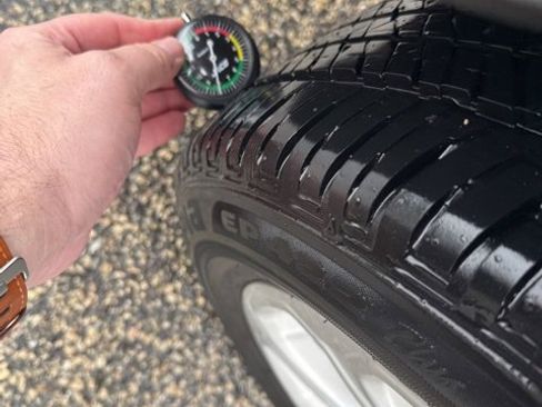 Used 2022 Ford EcoSport SE w/ SE Convenience Package image 6