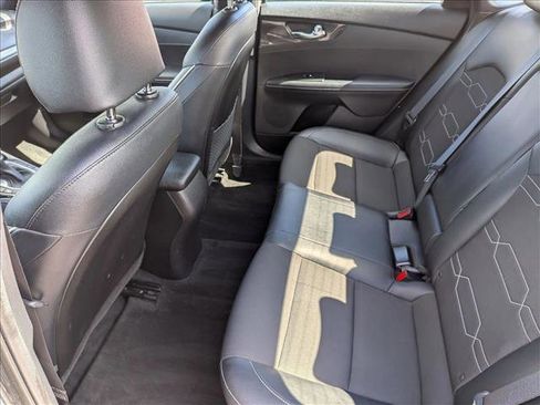 Used 2023 Kia Forte GT-Line FWD image 18