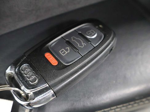 Used 2016 Audi SQ5 Premium Plus w/ Technology Package AWD/4WD image 40