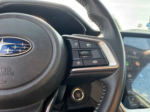 Used 2025 Subaru Outback Premium AWD/4WD image 8