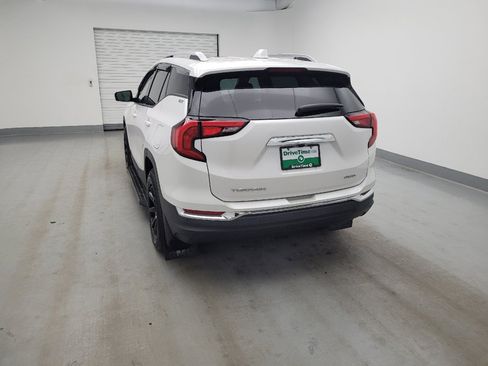 Used 2020 GMC Terrain SLT w/ Preferred Package AWD/4WD image 6