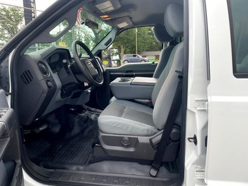 Used 2012 Ford F250 XL w/ PWR Equipment Group image 13