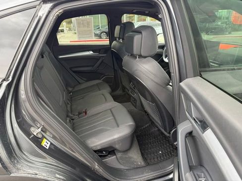 Used 2023 Audi Q5 2.0T Premium Plus w/ Premium Plus Package AWD/4WD image 10