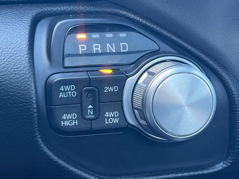 Used 2019 RAM 1500 Sport w/ Leather & Sound Group AWD/4WD image 18