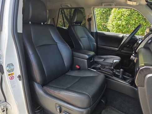 Used 2015 Toyota 4Runner TRD Pro AWD/4WD image 36
