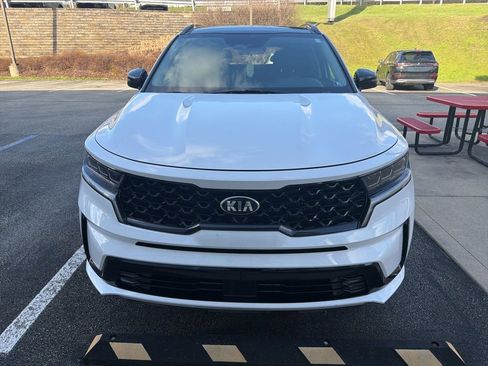 Certified 2021 Kia Sorento SX image 2
