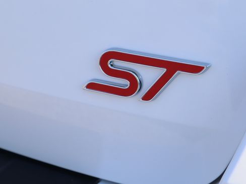 New 2025 Ford Explorer ST w/ Sun And Sound Package image 7