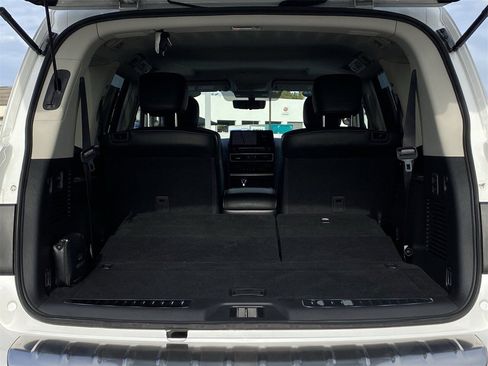 Certified 2024 INFINITI QX80 Luxe w/ Cargo Package image 13
