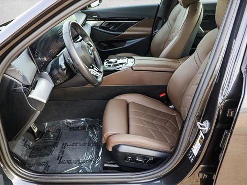 Used 2026 BMW 530i xDrive image 12