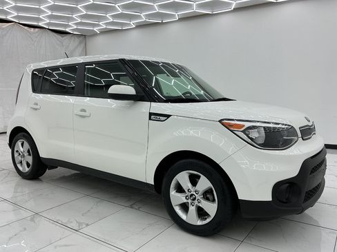 Used 2019 Kia Soul FWD image 7