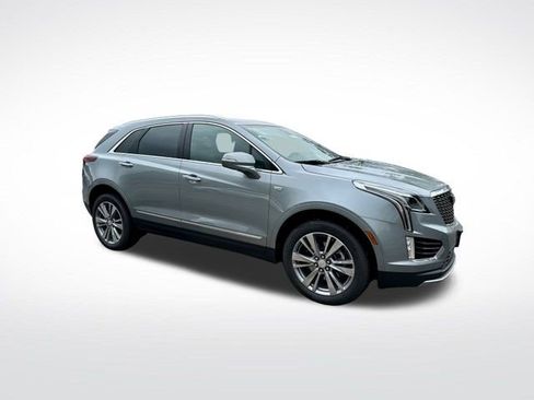 Certified 2025 Cadillac XT5 Premium Luxury image 1