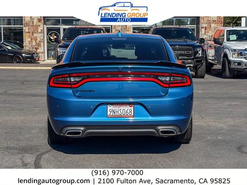 Used 2023 Dodge Charger SXT w/ Blacktop Package RWD image 3