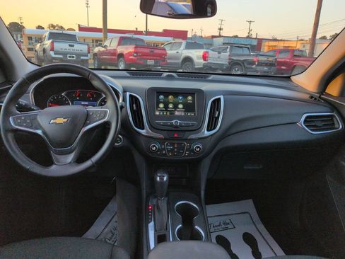 Used 2019 Chevrolet Equinox LT AWD/4WD image 12