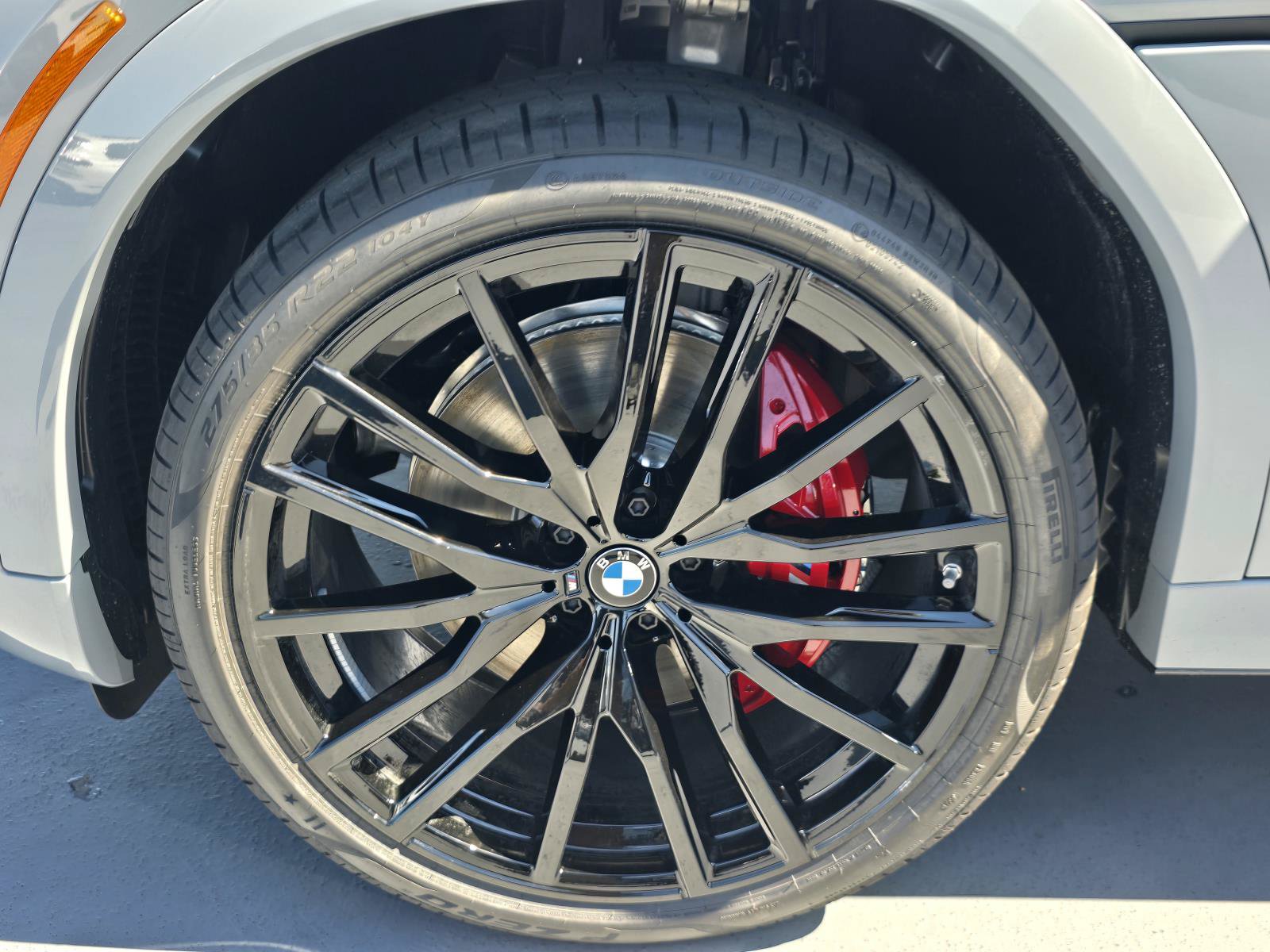 New 2027 BMW X6 xDrive40i w/ Executive Package AWD/4WD image 5