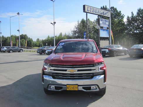 Used 2022 Chevrolet Silverado 1500 LTZ image 2