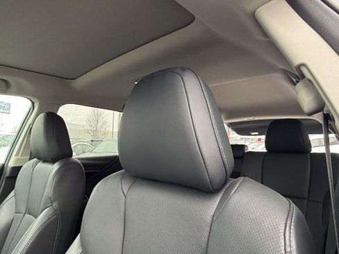 Used 2024 Subaru Outback Limited image 23