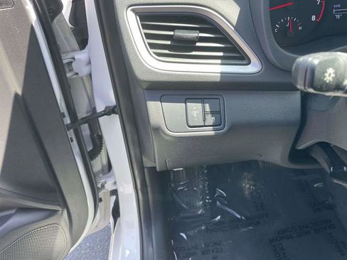 Used 2022 Hyundai Accent SE FWD image 13