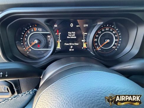 New 2025 Jeep Gladiator Mojave image 23