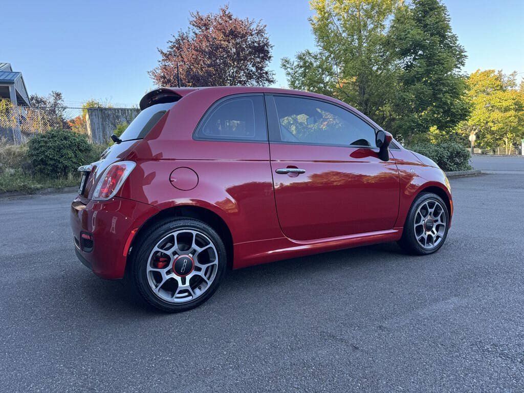 Used 2013 FIAT 500 Sport FWD image 3
