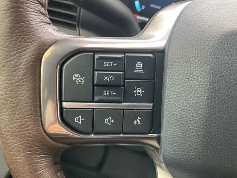 Used 2025 Ford F150 King Ranch w/ FX4 Off-Road Package image 19