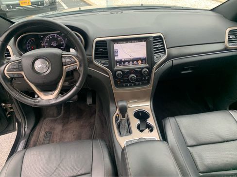 Used 2016 Jeep Grand Cherokee Limited w/ Luxury Group II AWD/4WD image 10