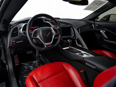 Used 2017 Chevrolet Corvette Z06 w/ Chrome Badge Package image 4