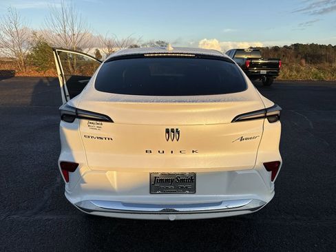 Used 2024 Buick Envista Avenir image 33