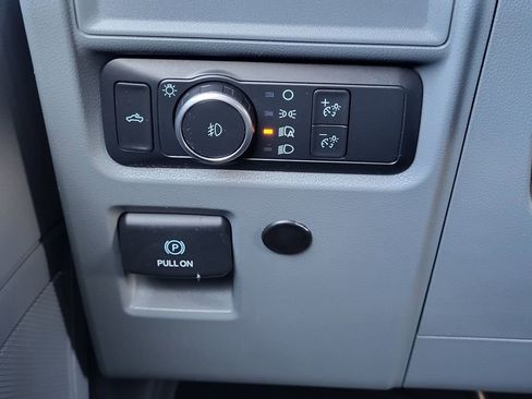 Used 2022 Ford F150 XLT w/ Equipment Group 301A Mid AWD/4WD image 18