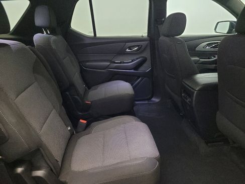 Used 2023 Chevrolet Traverse LT AWD/4WD image 19