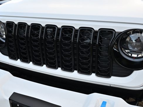 Used 2024 Jeep Wrangler High Altitude image 59