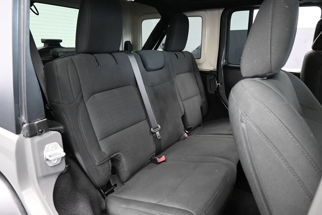 Used 2021 Jeep Wrangler Unlimited Sport AWD/4WD image 44