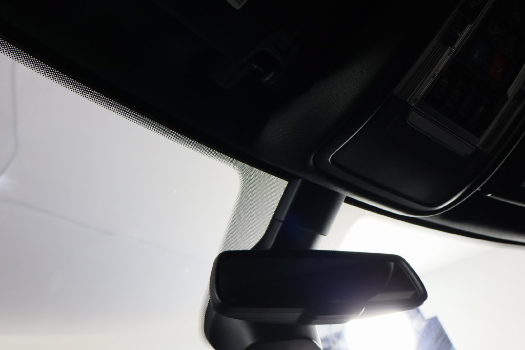 Used 2019 RAM 1500 Laramie AWD/4WD image 22