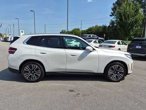 New 2026 BMW X3 xDrive30i w/ Convenience Package AWD/4WD image 2