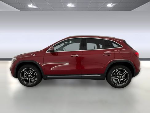 New 2026 Mercedes-Benz GLA 250 image 2