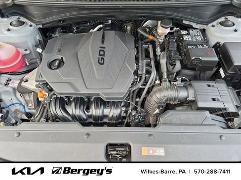 Certified 2023 Kia Sportage SX AWD/4WD image 30