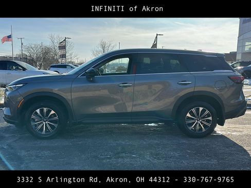 Used 2025 INFINITI QX60 Pure image 8