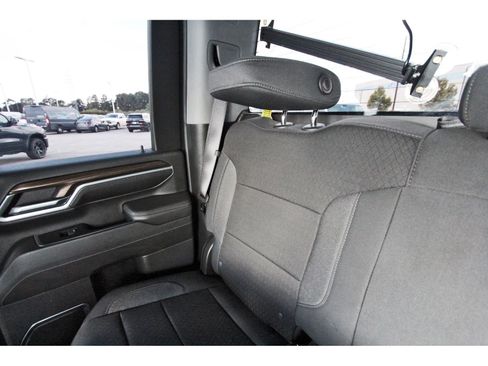 Used 2024 Chevrolet Silverado 2500 LT AWD/4WD image 14