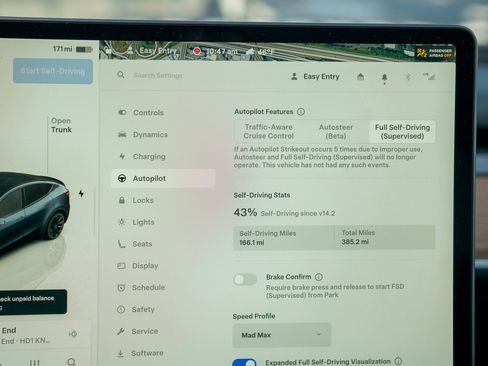 Used 2024 Tesla Model Y Long Range image 15