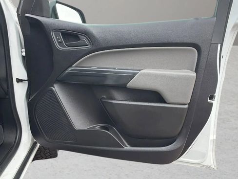 Used 2019 Chevrolet Colorado W/T w/ WT Convenience Package image 11