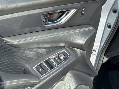 Used 2023 Subaru Ascent Limited image 18