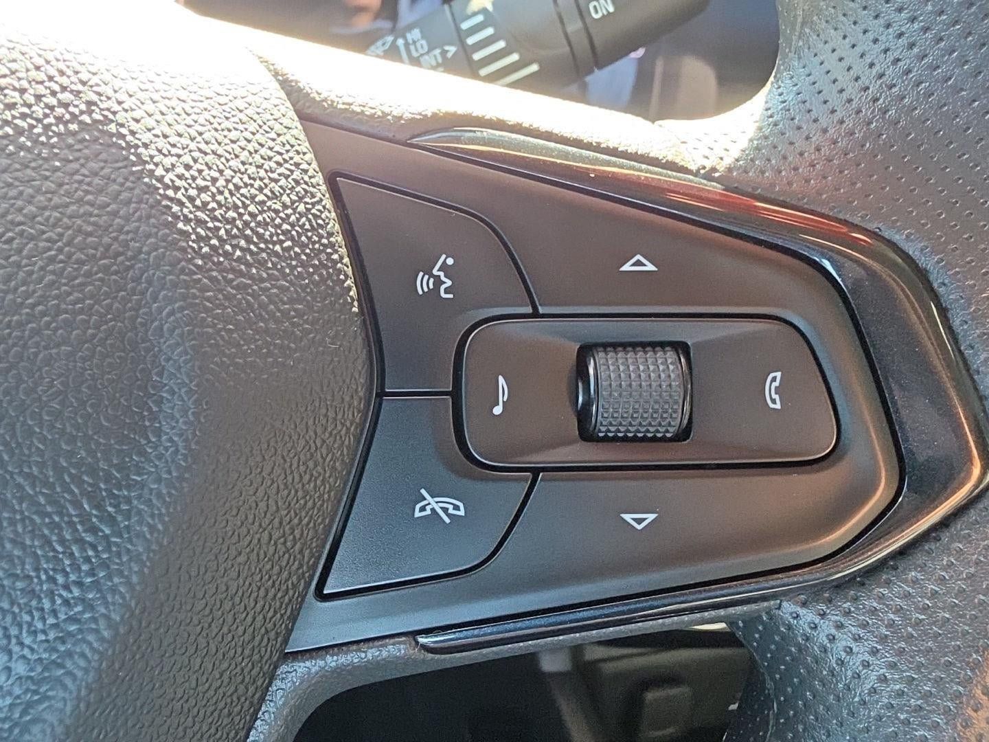 Used 2025 Chevrolet TrailBlazer LT w/ Driver Confidence Package AWD/4WD image 27