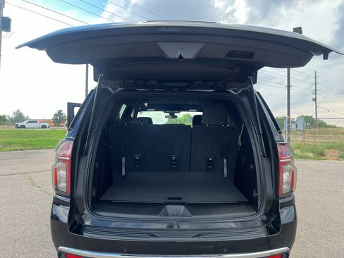 Used 2021 Chevrolet Tahoe LS AWD/4WD image 14