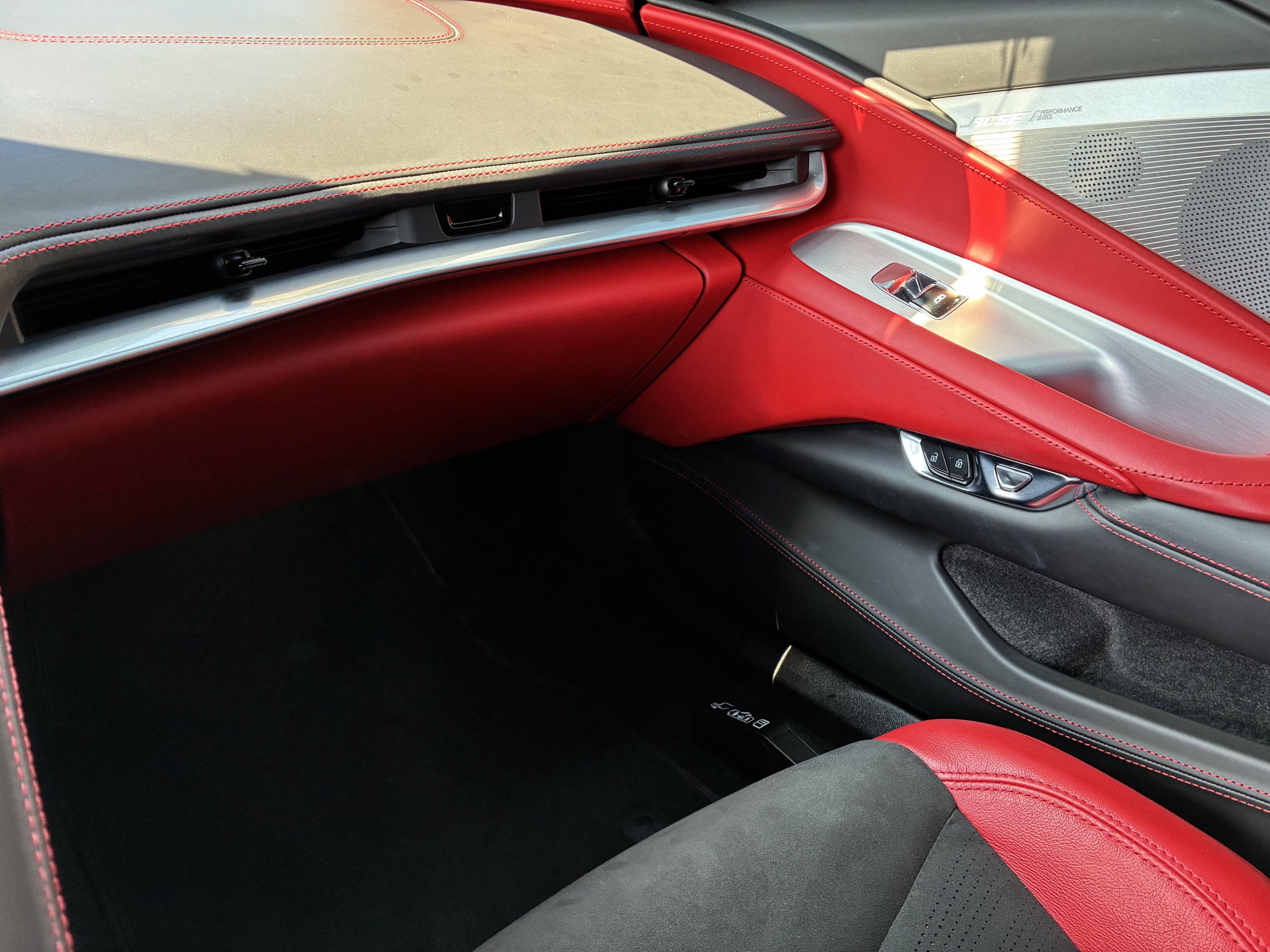 Used 2021 Chevrolet Corvette Stingray Premium Cpe w/ Z51 Performance Package RWD image 36