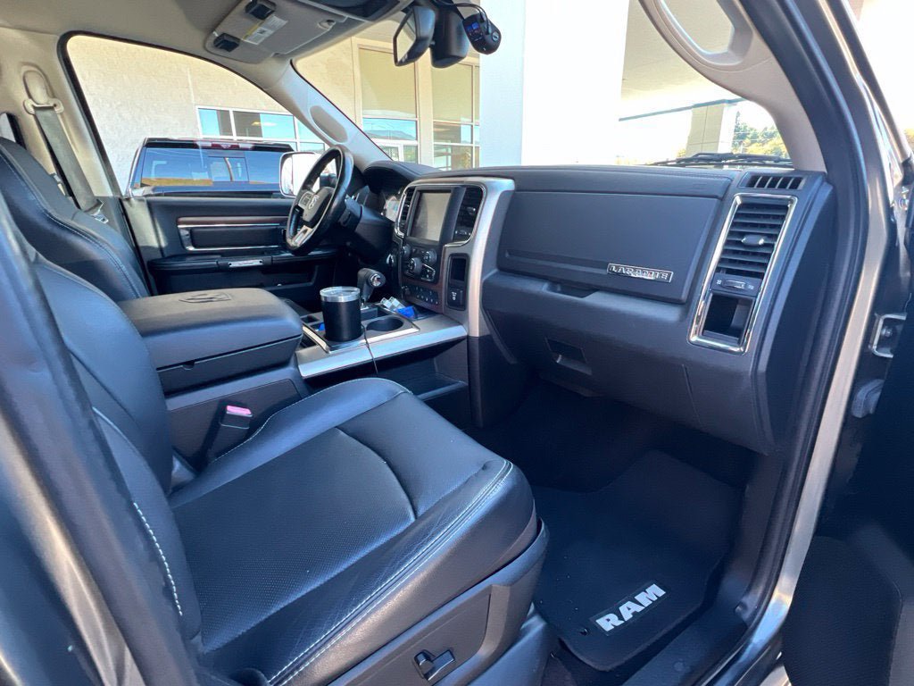Used 2013 RAM 1500 Laramie w/ Convenience Group AWD/4WD image 5