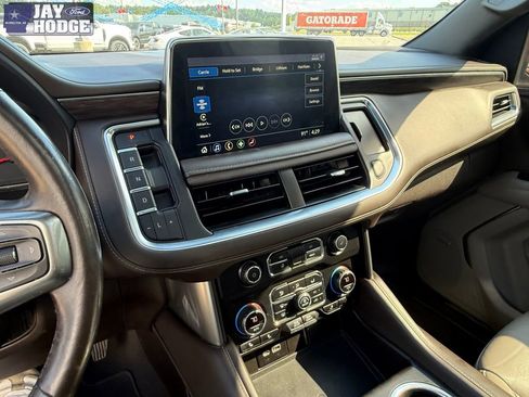 Used 2021 Chevrolet Tahoe LT w/ LT Signature Package image 21