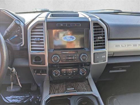 Used 2017 Ford F250 Lariat image 12