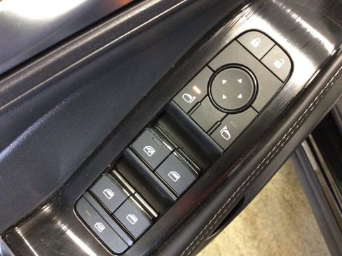 Used 2024 Nissan Rogue SV image 14