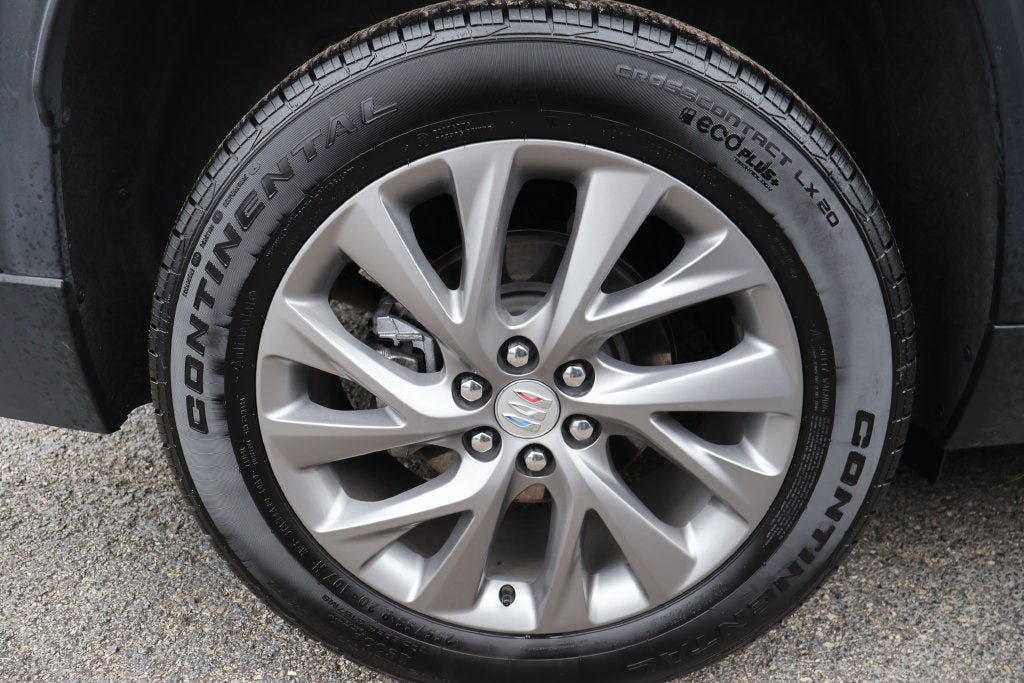 Used 2026 Buick Enclave Preferred AWD/4WD image 13