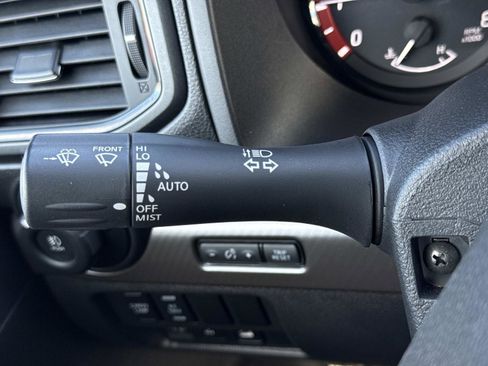 Used 2024 Nissan Titan PRO-4X w/ Pro-4x Utility Package image 10